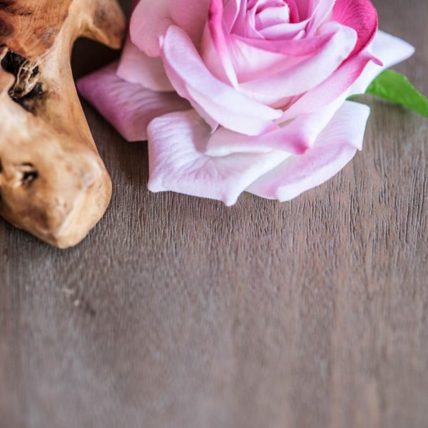 פרחים -ורד מלאכותי ורוד 73 ס"מ